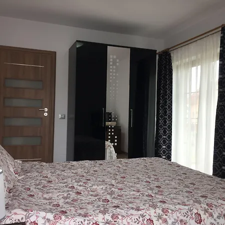 Simona Lejlighed Braşov