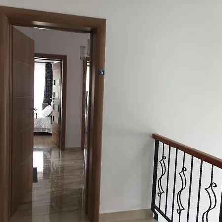 Simona Apartament
